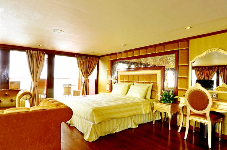 Golden Cruise 3 days 2 nights